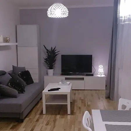 1 Bedroom Center